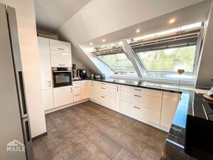 Traumhafte 3,5-Zimmer Luxuswohnung mit sonniger Terrasse in ruhiger Lage. – 70186 Stuttgart – Vorschaubild 7