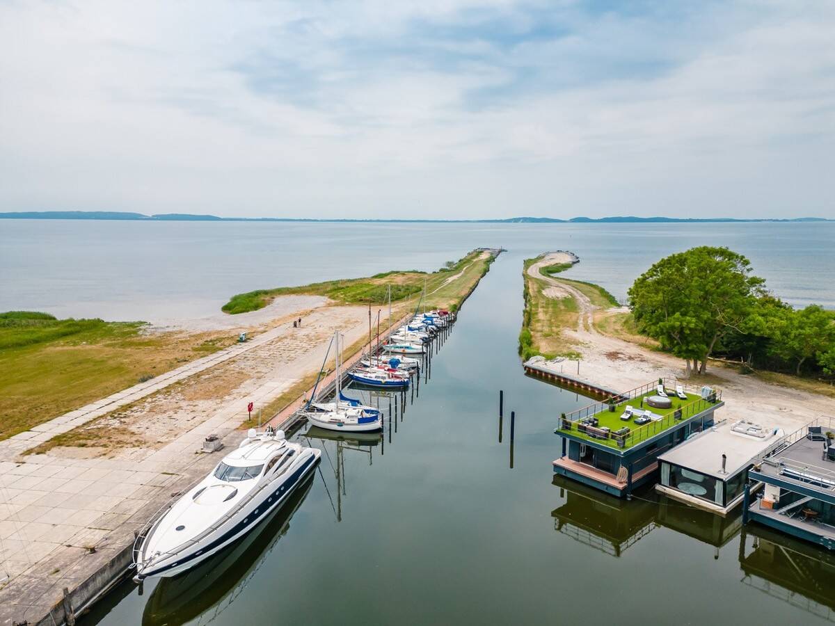 LUXUS Hausboot - 3 Etagen - 100m² Wohnen + 120 m² SONNENTERRASSE - Kamin, Kino, komplett individuell – Berlin – Vorschaubild 6