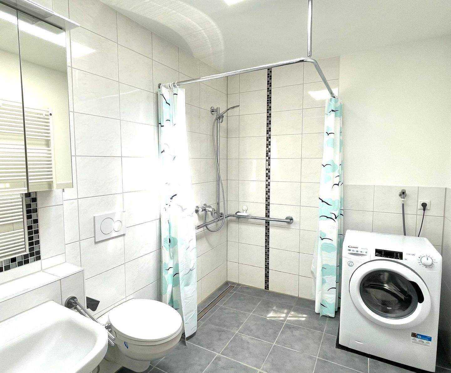 Senioren-Penthouse mit großer Dachterrasse in Südausrichtung, neuwertig – Nürnberg – Vorschaubild 9