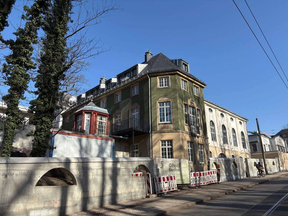 *exklusive Loftwohnung mit Balkon im Lahmann-Sanatorium am Weißen Hirsch* – 1324 Dresden – Bild 1 von 9