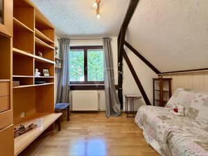 Wohnen mit Charme: gemütliches Einfamilienhaus mit schönem Garten und idealer Anbindung – 12524 Berlin – Vorschaubild 9