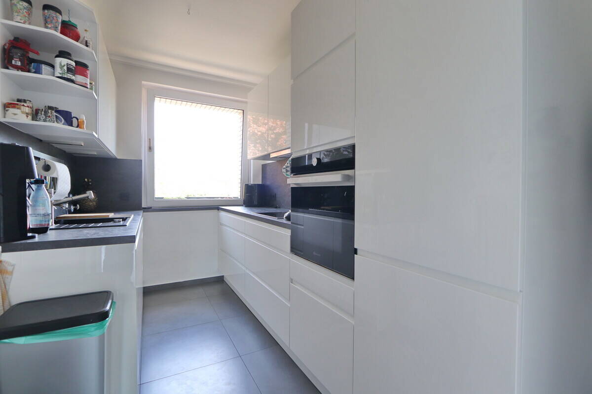 Vollsaniertes Penthouse mit 100m² Dachterrasse und Tiefgarage in Hamburg-Rahlstedt – Hamburg – Vorschaubild 8