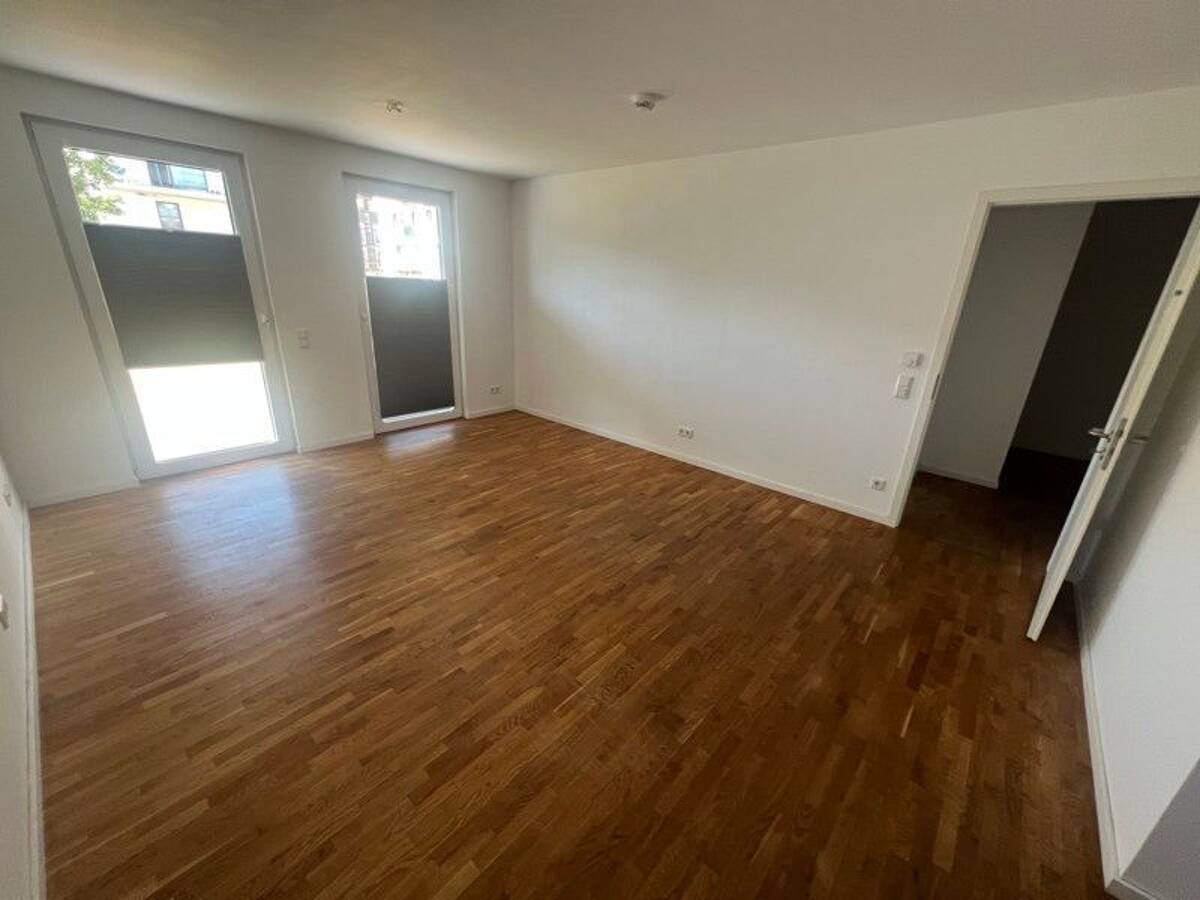 Großzügig wohnen mit Stil: Hochwertige 4-Zimmer-Wohnung im Hilde-Wulff-Weg - sofort bezugsbereit – 22045 Hamburg – Bild 1 von 9