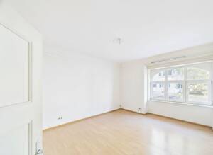 Großzügige 4,5-Zimmer-Altbauwohnung mit viel Potenzial im beliebten Stuttgarter Westen – 70193 Stuttgart – Vorschaubild 3