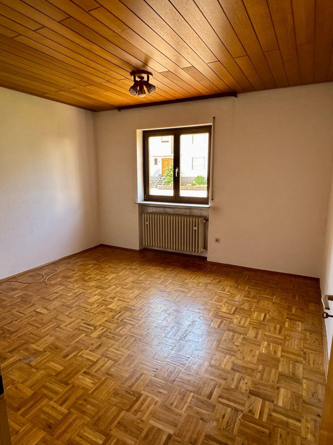 Familienfreundliches Einfamilienhaus mit großem Grundstück und Doppelgarage von privat – Gau-Bickelheim – Vorschaubild 7