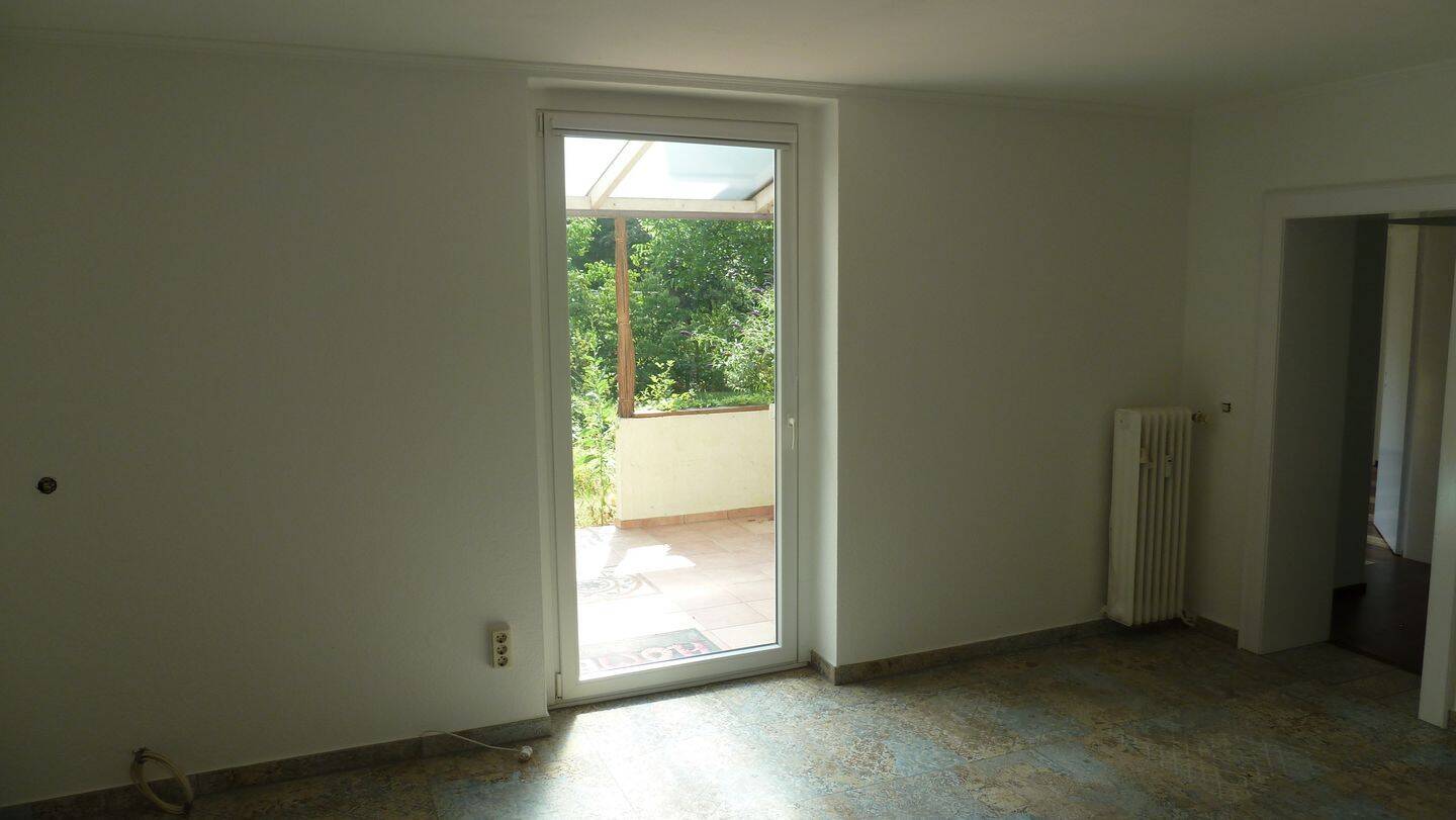 Großzügige 2-Zimmer-Wohnung mit Terrasse, Garten und Garage – Leverkusen – Vorschaubild 2