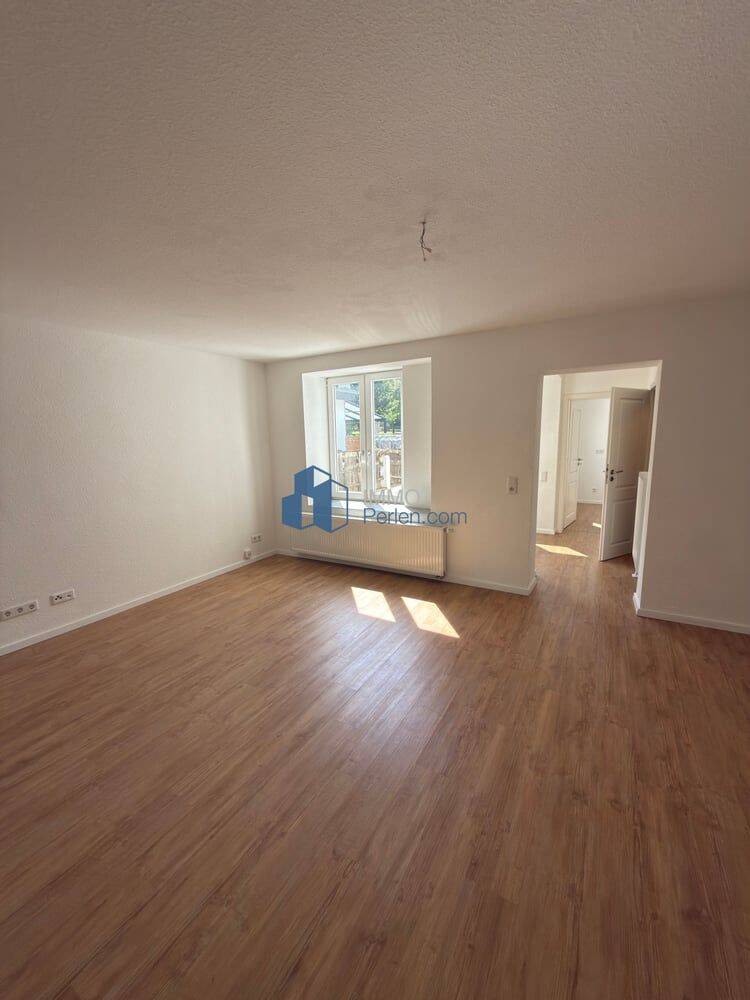 Vielseitiges, kernsaniertes Reihenmittelhaus mit schönem Garten in zentraler Lage von Hofgeismar – Hofgeismar – Vorschaubild 2