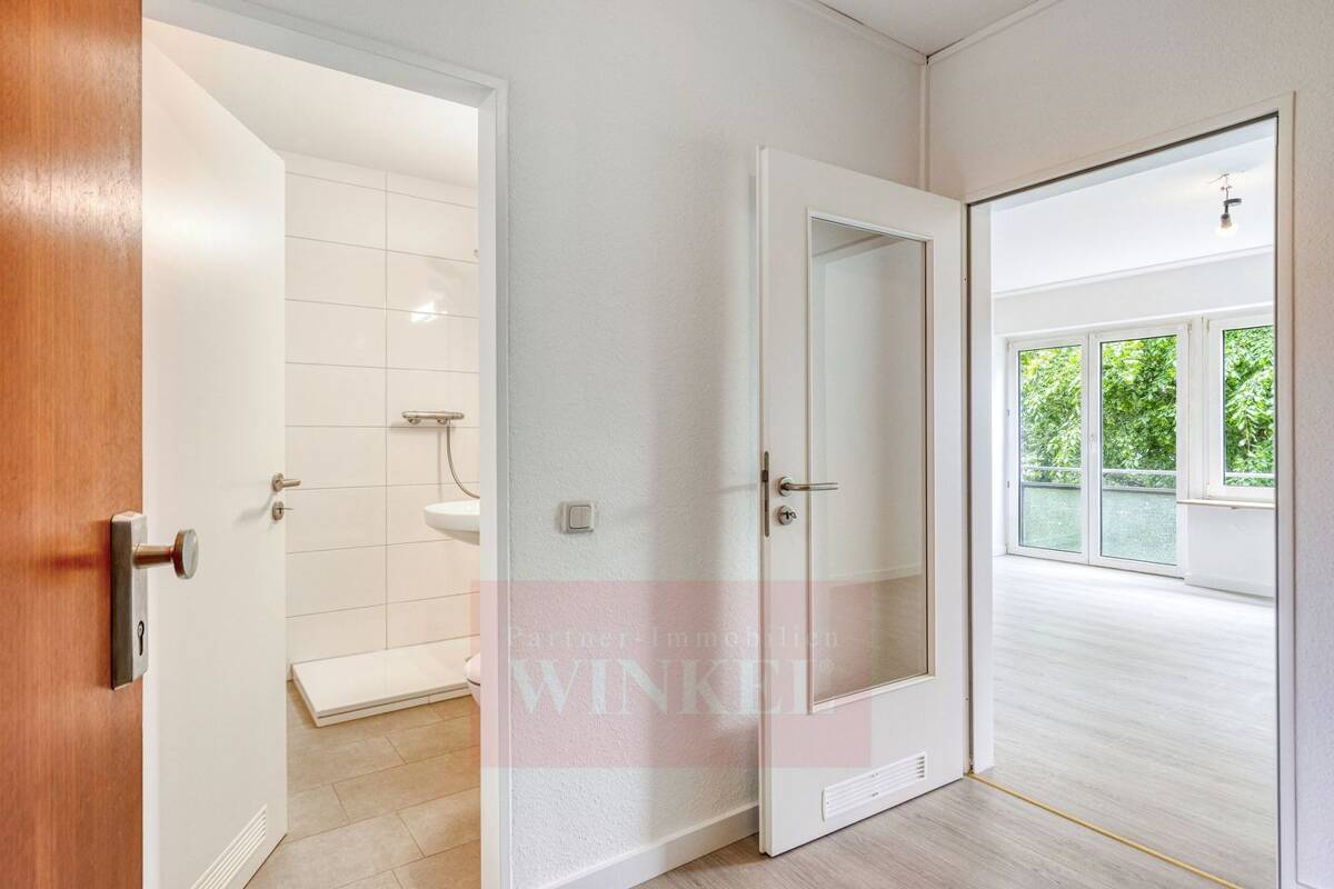 Renovierte 2-Zimmerwohnung mit TG-Platz in ruhiger Wohnlage von Plittersdorf – 53175 Bonn – Bild 1 von 9