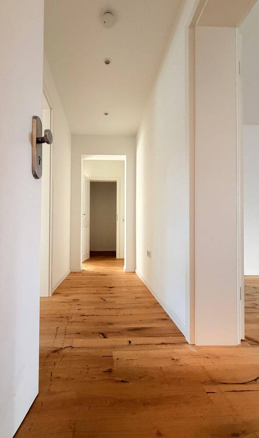 Stilvolle 2‑Zimmer‑Wohnung mit großer Wohnküche & Badewanne – Wuppertal – Vorschaubild 6