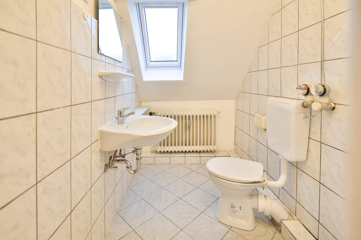 Neu renoviert 2 Zimmer mit Küche! Kistnerstr. 26 – Bremerhaven – Vorschaubild 7