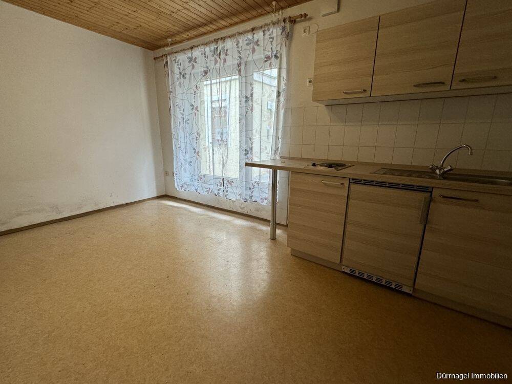 Haus mit Entwicklungspotenzial in Würzburg-Heidingsfeld – Würzburg – Vorschaubild 3