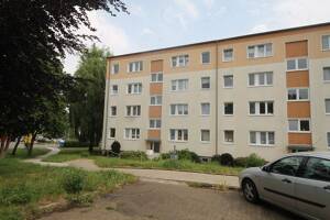 Renovierte 3 - Raum-Wohnung in Bad Kleinen
