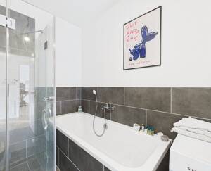Moderne 2-Raum-Wohnung im Neubau in Magdeburg OT Leipziger Straße mit Balkon & Aufzug – 39116 Magdeburg – Vorschaubild 3