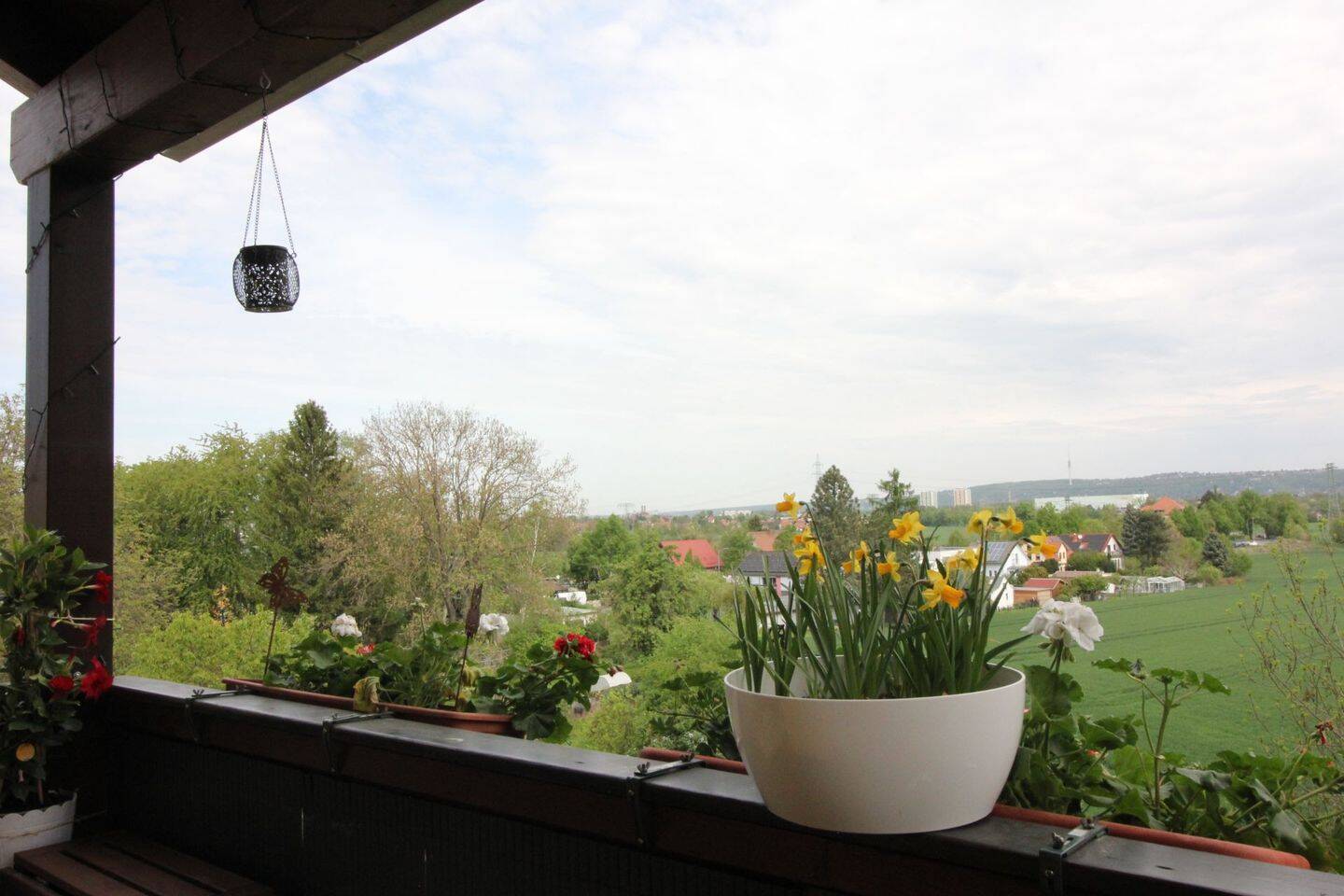 Wohnen mit Komfort: vermietete großzügige 4 Raumwohnung mit Morgenlicht-Balkon – Dresden – Vorschaubild 9