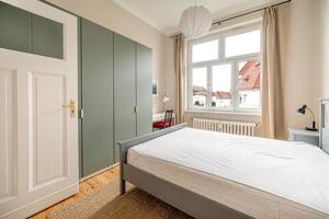 ?? Lichtdurchflutetes Unikat am Bayrischen Pltz - Sanierte 2 Zi Altbau Wohnung mit Süd-Balkon & Lift – 10825 Berlin – Vorschaubild 5