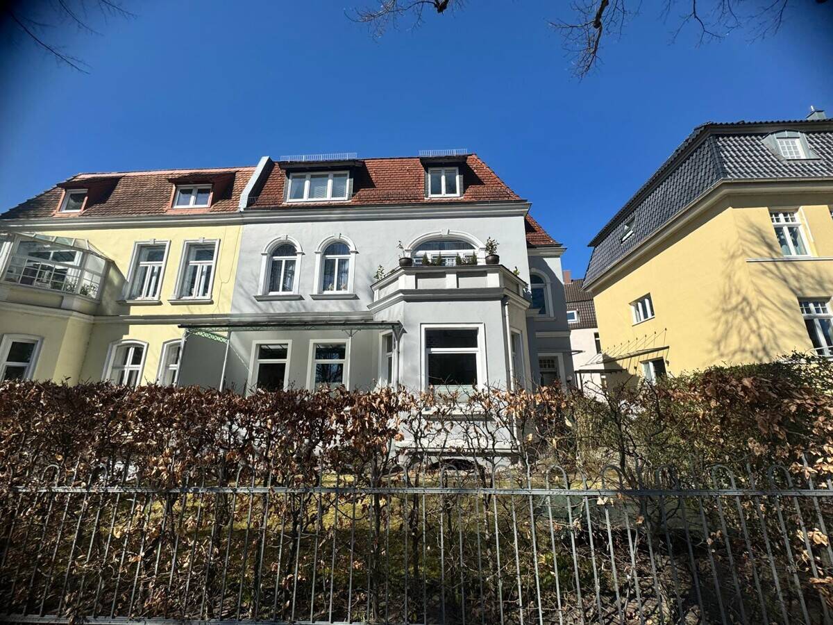 Gepflegtes Mehrfamilienhaus in bester Wohnlage in Lübeck-St. Gertrud (Nähe Wakenitz) – Lübeck – Vorschaubild 4
