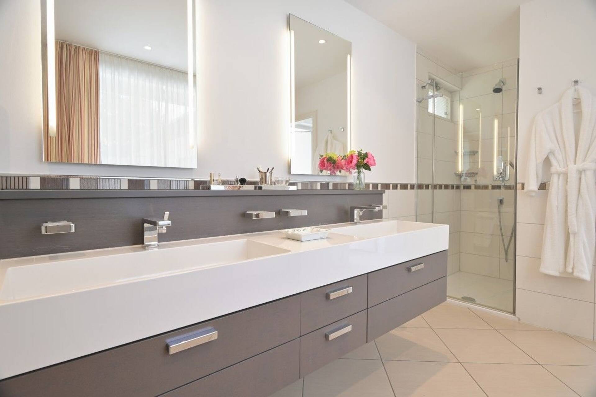 Einfamilienhaus in 50996 Köln mit 293 m² kaufen