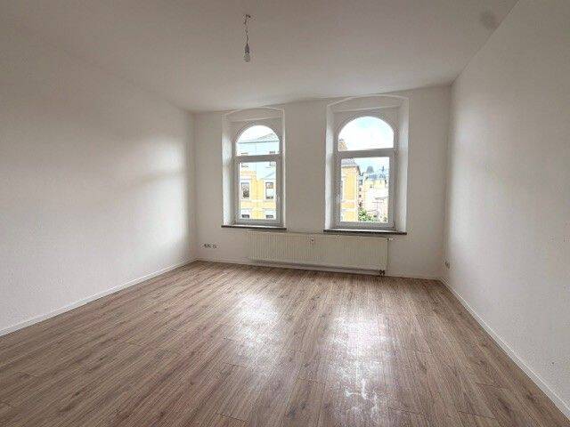 **frisch sanierte 4 Zimmer Wohnung im 2. OG mit Dusche* zentrumsnah** Bezugsfertig zu 01.08.2026 !! – Plauen – Vorschaubild 5