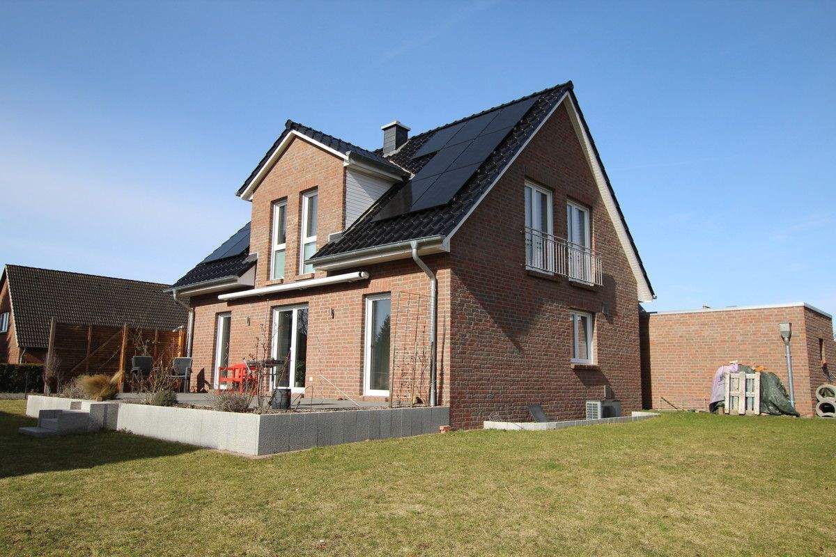Neuwertiges Passivhaus in ruhiger Lage von Bleckede – Bleckede – Bild 1 von 9