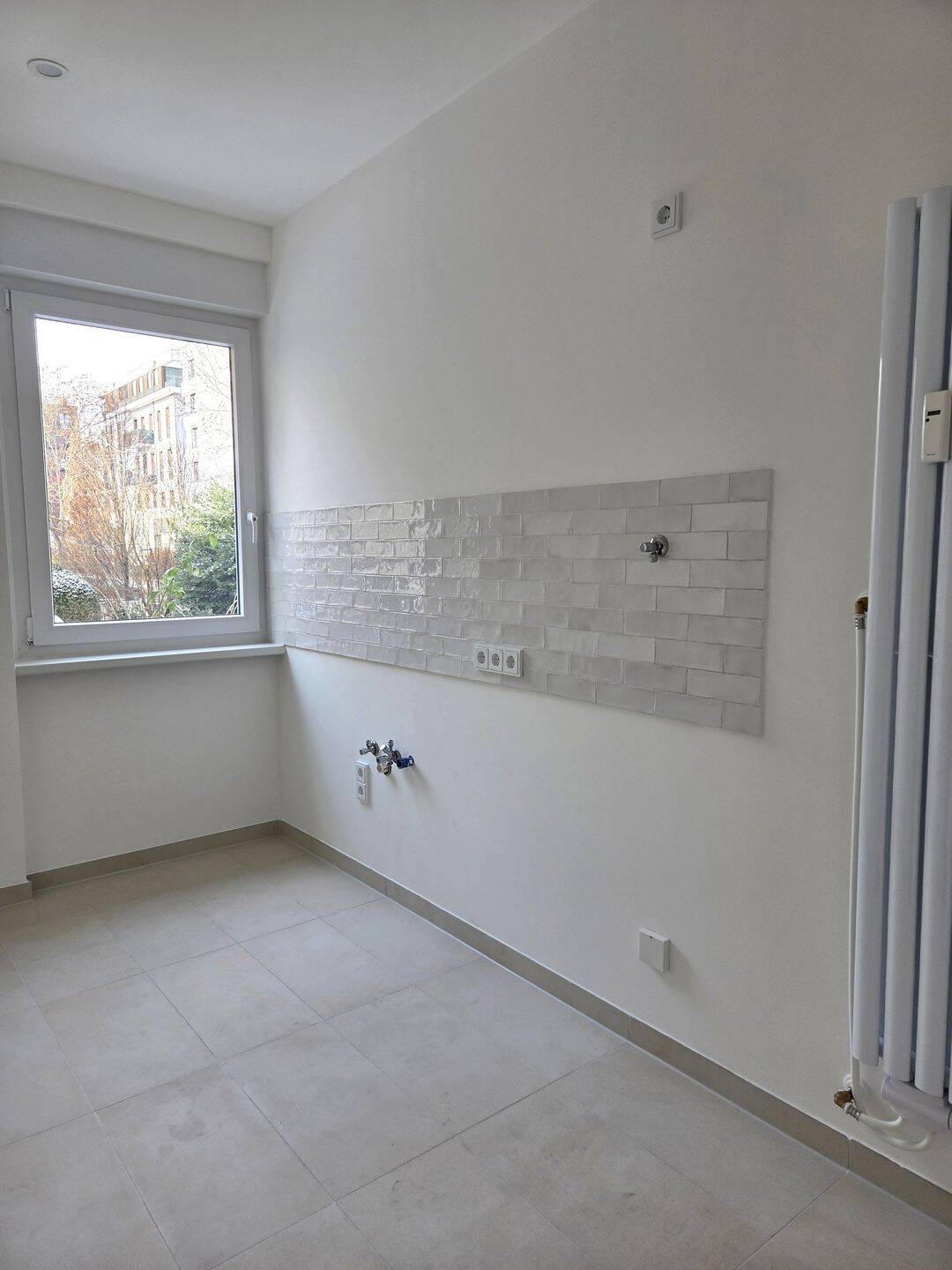 Kernsanierte ruhige zentrale Whg mit Blk und Stlpl. – Berlin – Vorschaubild 7