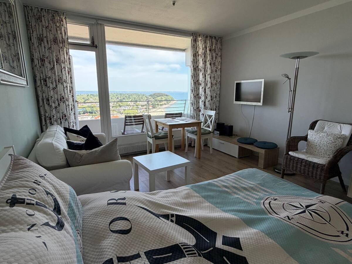 Moderne 1-Zimmer-Wohnung mit Meerblick – 23570 Lübeck – Bild 1 von 9