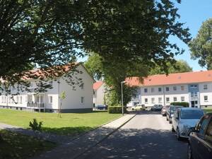 Schöne komplett renovierte Wohnung in frisch saniertem Haus! – 45141 Essen – Vorschaubild 3