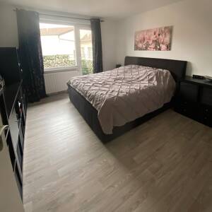 Elegante sonnige 2-Zimmer-Wohnung mit gehobener Innenausstattung mit Einbauküche in Pforzheim – 75172 Pforzheim – Vorschaubild 2