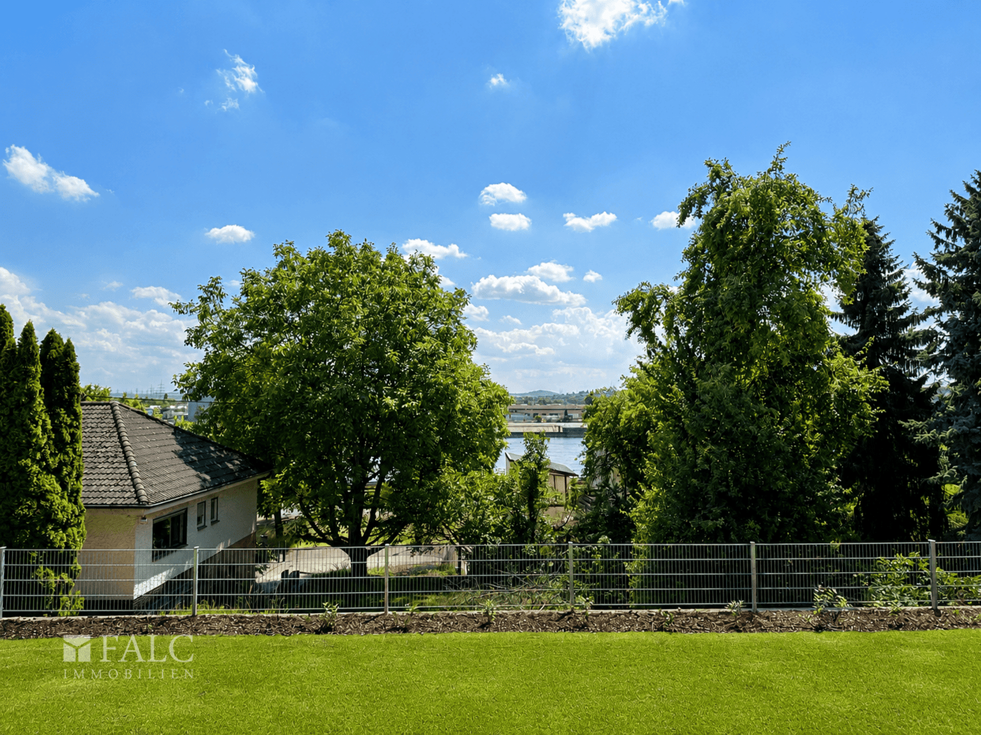 Haus in 56567 Neuwied mit 312 m² kaufen