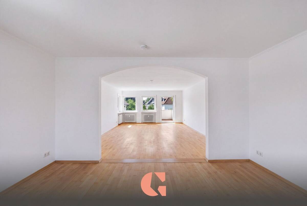 Großzügige 4-Zimmerwohnung mit viel Potenzial und 2 Balkonen – 80686 München – Bild 1 von 9