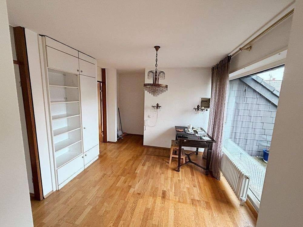 2-Zimmer-Dachgeschosswohnung mit Balkon in ruhiger Sackgasse in Mannheim - Feudenheim – Mannheim – Vorschaubild 2