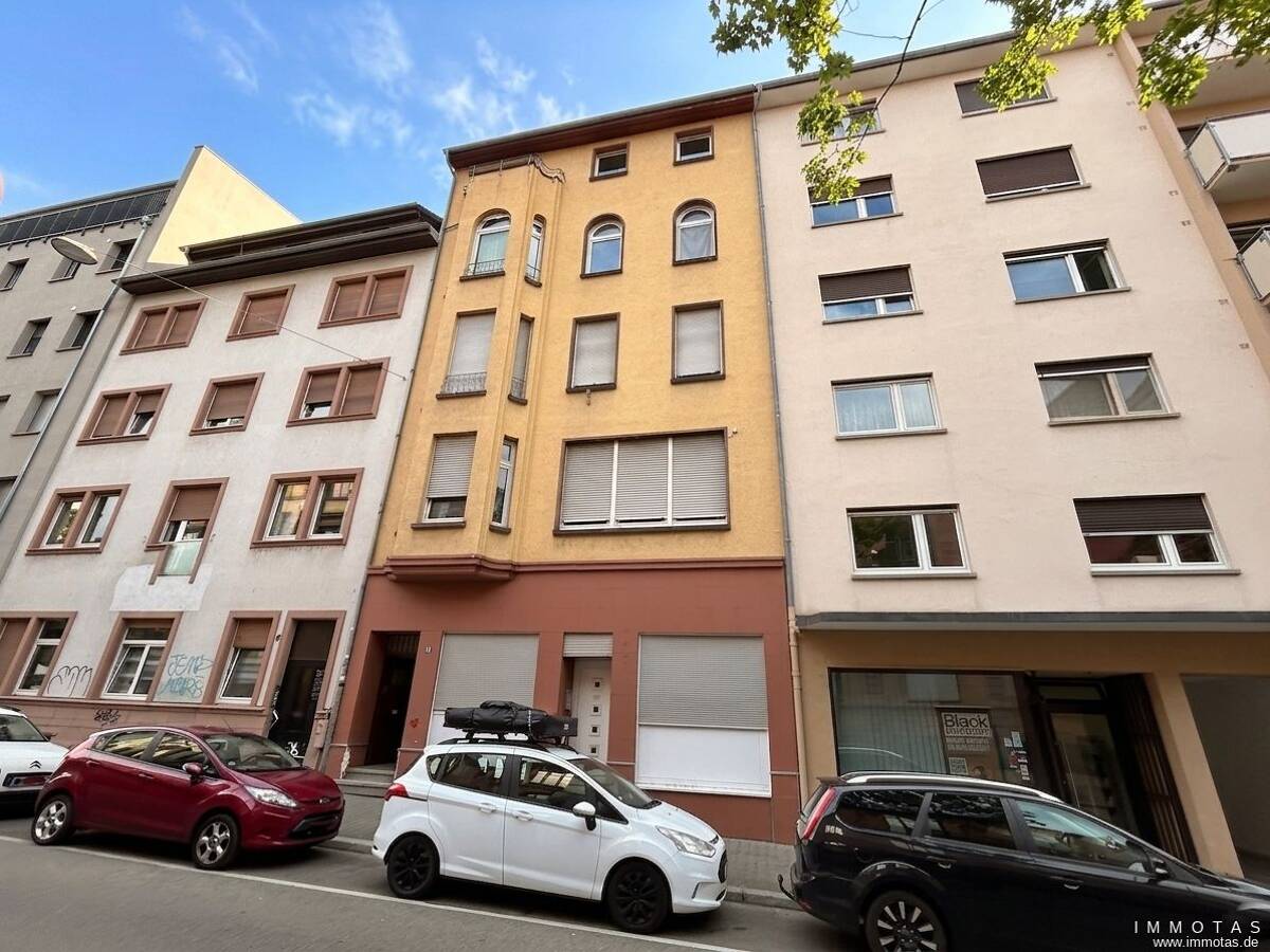 BIETERVERFAHREN - PROVISIONSFREI für Käufer - 3 ZKB im 4. OG mit Balkon - bezugsfrei - kein Aufzug – 68161 Mannheim – Bild 1 von 9