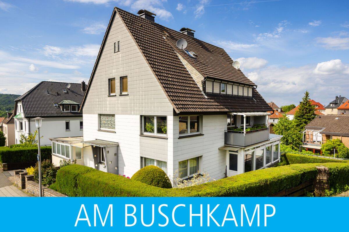 Gepflegtes Mehrfamilienhaus mit Entwicklungspotenzial