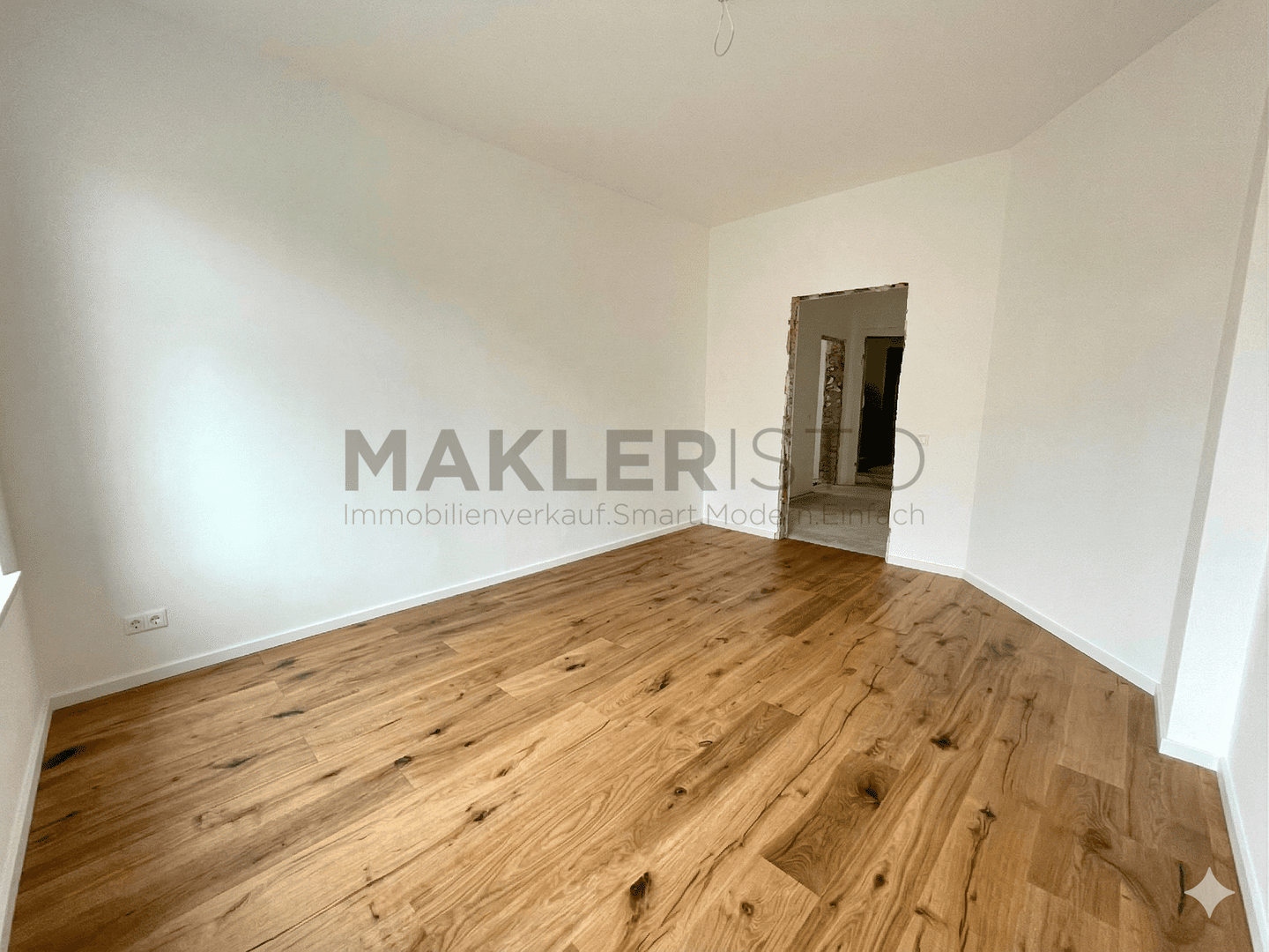 **Modernisierte 3-Zimmer-Erdgeschosswohnung mit Balkon, Stellplatz und eigenem Gartenanteil** – Dresden – Vorschaubild 2