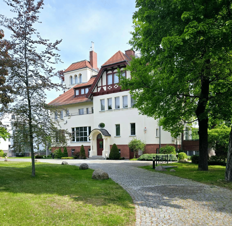 Where Historic Charme Meets Modern Living - Lake View... – Potsdam – Vorschaubild 2