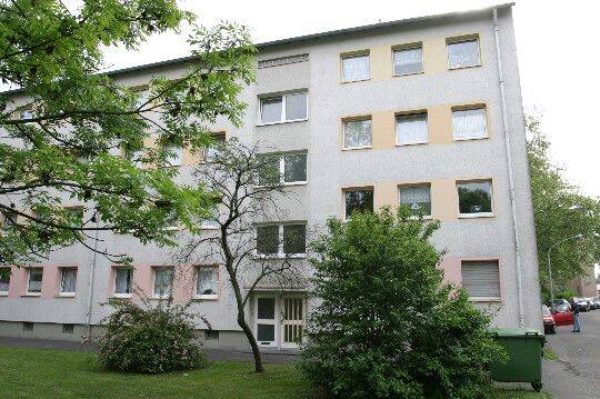 Zum Einzug frisch renovierte und sanierte 3-Zimmer-Wohnung mit Balkon – Duisburg – Vorschaubild 2