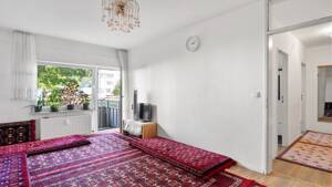 Gepflegte 2-Zimmer-Erdgeschoss-Wohnung mit Balkon in Neuburg – 86633 Neuburg an der Donau – Vorschaubild 3