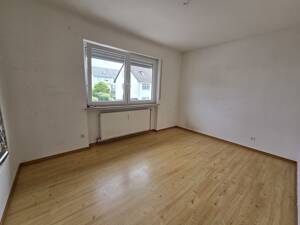 Viel Platz zum Wohlfühlen - helle 3 Zi.-Wohnung mit Balkon und Einbauküche – 65207 Wiesbaden – Vorschaubild 6