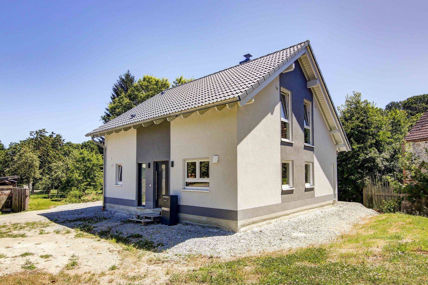 2023 Haus | EFH neuwertiges Einfamilienhaus | EBK Küche | Kaminanschluss | Garten | großes Grundstück | ruhige Lage | SHK Gumperda nahe Kahla u. Jena – Reinstädt – Vorschaubild 2