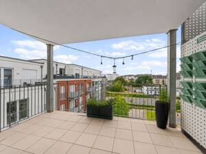 Exklusive 87 m² Wohnung in zentraler Lage mit Aufzug, klimatisiert, Fußbodenheizung, sofort zu beziehen – 40233 Düsseldorf – Vorschaubild 3