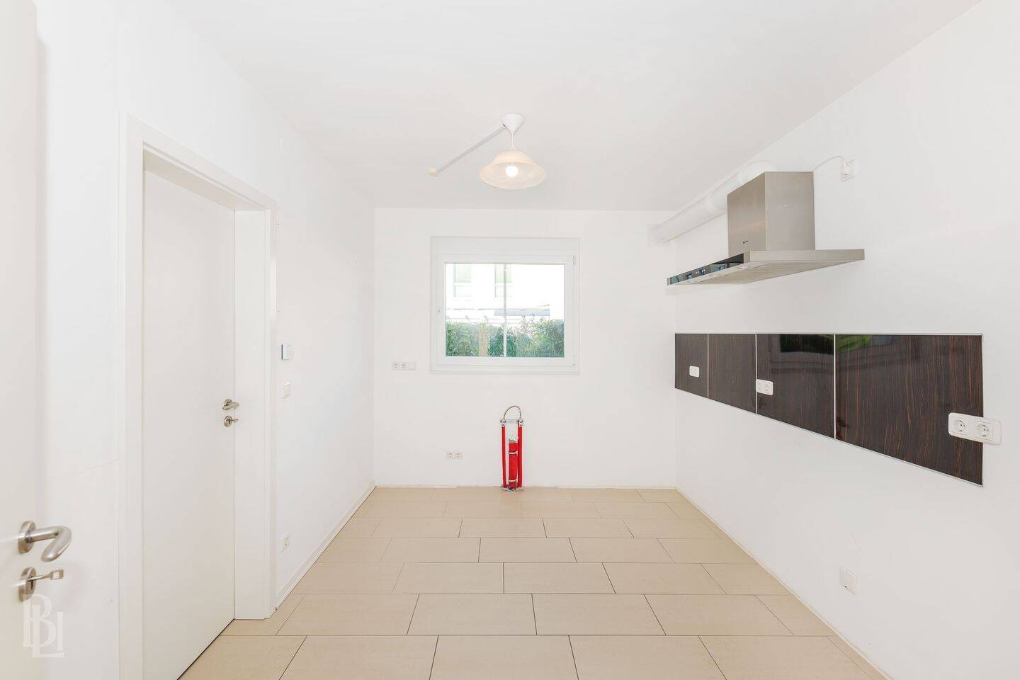 Wohnen am Wasser: Familienhaus mit großem Garten, Carport & 3 Bädern – Berlin – Vorschaubild 6