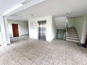 Vermietetes Apartment mit Balkon und Tiefgarage – 22159 Hamburg – Vorschaubild 5