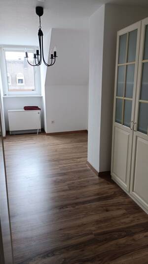 Wunderschöne 2,5 Zimmerwohnung zum Wohlfühlen – 80937 München – Vorschaubild 5