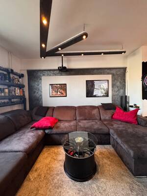 Großzügige 4 Zimmer Wohnung mit Wintergarten, Balkon und hochwertiger Einbauküche – 12627 Berlin – Vorschaubild 6