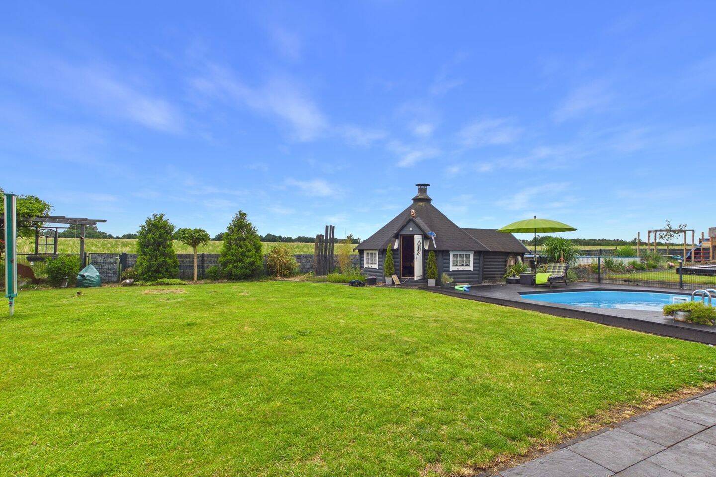 Neubau Bungalow im gehobenen Stil mit Pool – Bad Fallingbostel – Vorschaubild 7