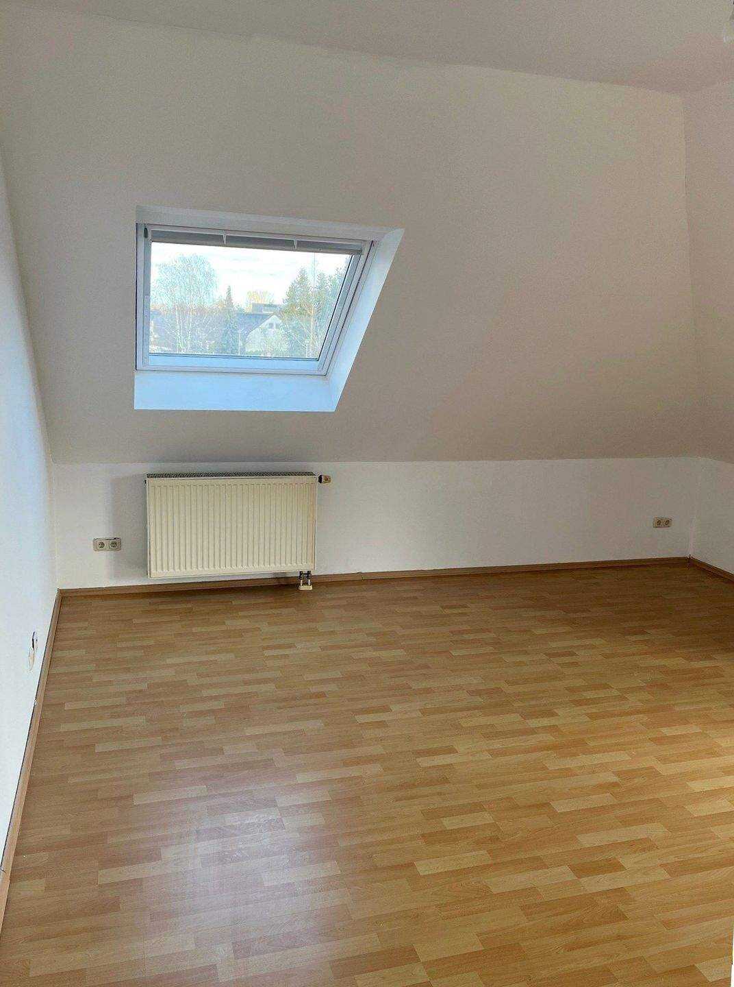 Bezugsfreies Dachgeschoss mit 2 Balkonen, EBK und attraktivem Grundriss – Berlin – Vorschaubild 8
