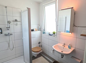 Modernisierte 4-Zimmer-Eigentumswohnung in City-Nähe – 26135 Oldenburg – Vorschaubild 3
