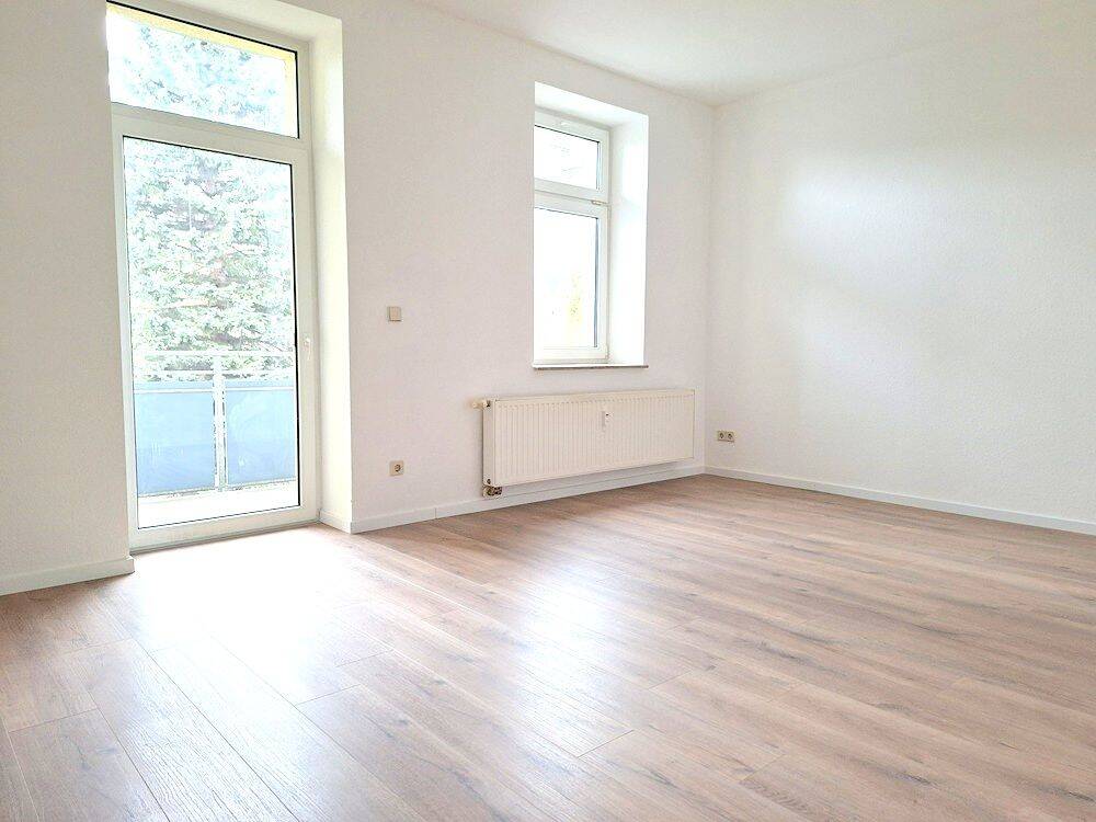 !! 3-Raum-Wohnung und Balkon in Nähe Yorckgebiet !! – Chemnitz – Vorschaubild 2