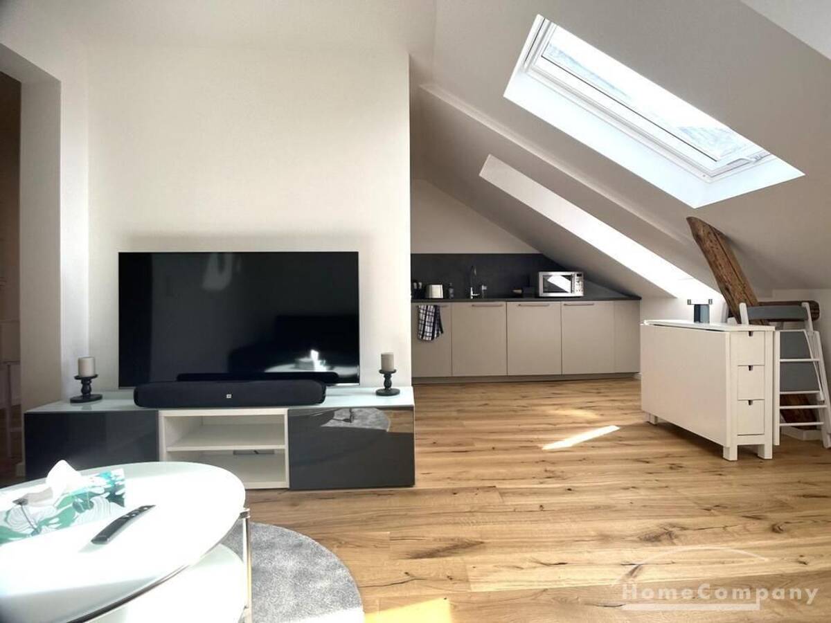 Nordend (AG8071060) Sanierte & möblierte Dachgeschosswohnung – 60316 Frankfurt am Main – Bild 1 von 9