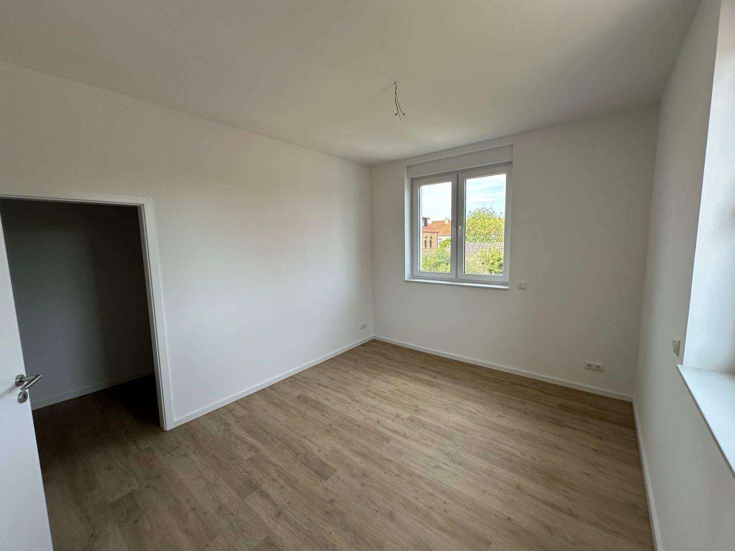 Niedrigenergiehaus Energieklasse A+. Besondere Reihenhäuser mit Gartenanteil in zentraler, guter Lage im Erstbezug! – Bad Bevensen – Vorschaubild 9