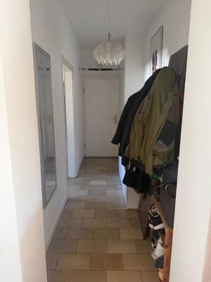 DEUTZ - Super geschnittene Zwei-Zimmerwohnung mit Balkon - WG geeignet – 50679 Köln – Vorschaubild 2
